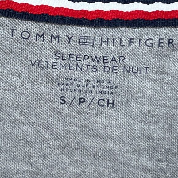 TOMMY HILFIGER Cropped Pajama Shirt Embroidered logo appliqués vasity style Y2K - Picture 13 of 14